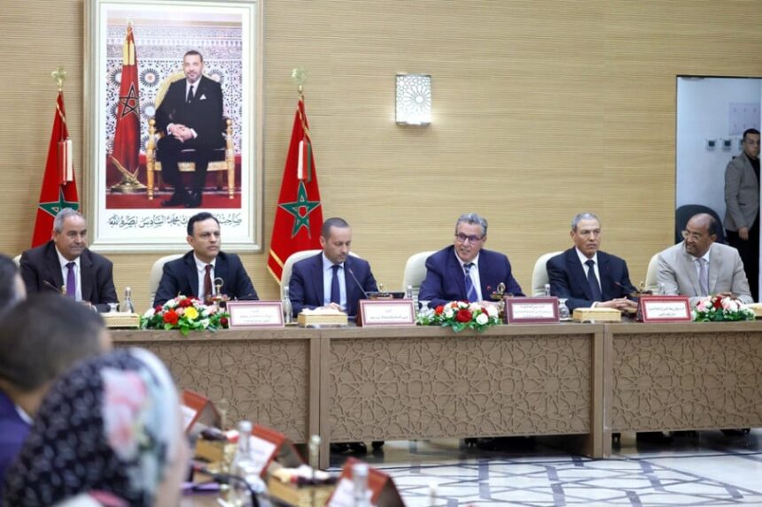 الرئيس أخنوش يترأس اجتماعًا حول الصحة بالعيون