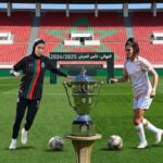لاعبي كرة قدم نسوية