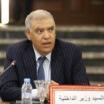 وزير الداخلية يتحدث في لقاء مع قادة الأحزاب السياسية