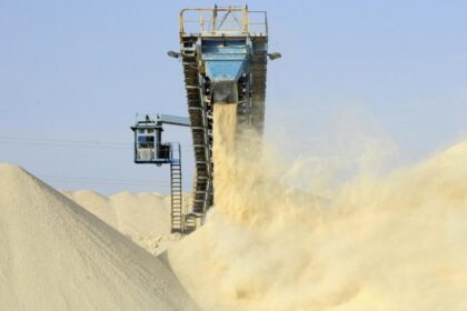 صورة لمصنع OCP، تعرض منشأة صناعية كبرى