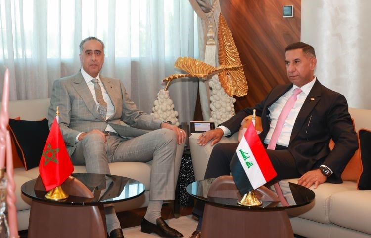 عبد اللطيف حموشي يستقبل سفير العراق بالمغرب خلال اجتماع أمني.