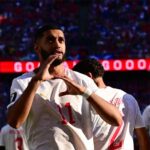 لاعب مغربي يحتفل بهدف في مرمى اسكتلندا