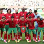 المنتخب المغربي يحتفل بإنجاز تاريخي في كرة القدم.