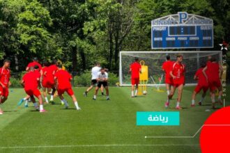 لاعبو المنتخب المغربي في حصة تدريبية لكرة القدم