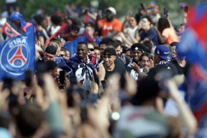 جماهير باريس سان جيرمان تحتفل بلقب دوري أبطال أوروبا