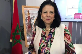 الوزيرة أمل الفلاح السغروشني تتحدث في مؤتمر صحفي