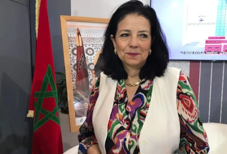 الوزيرة أمل الفلاح السغروشني تتحدث في مؤتمر صحفي