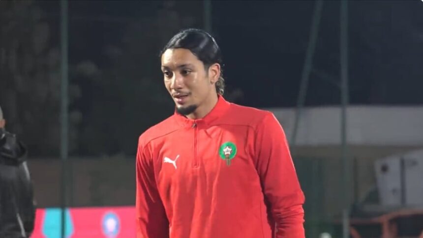 بلال نادر يوقع عقد انضمامه لنادي هامبورغ الألماني.