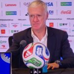 ديدييه ديشان يتحدث في مؤتمر صحفي