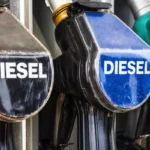 مضخات وقود ديزل تحمل علامة DIESEL.