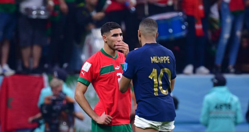 مبابي ورفاقه بزي المنتخب الفرنسي، بينهم حكيمي