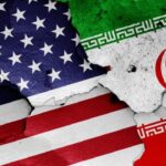 العلمان الأمريكي والإيراني متداخلان