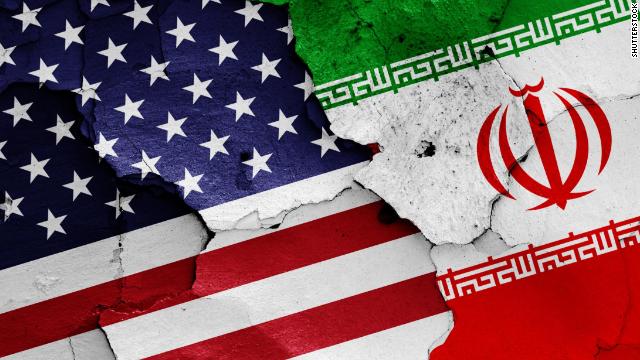 العلمان الأمريكي والإيراني متداخلان
