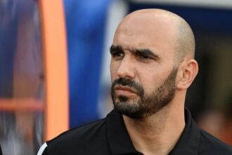 المدرب وليد الركراكي يفكر بعمق