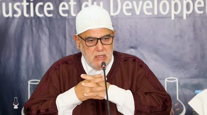 عبد الإله بنكيران يلقي كلمة حماسية في تجمع خطابي