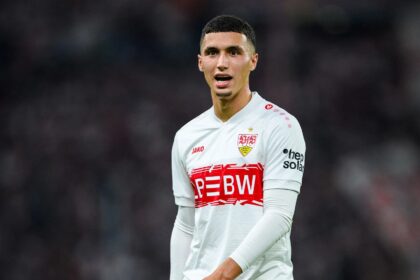 بلال الخنوس لاعب كرة القدم المغربي