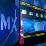شاشات تعرض بيانات شركات مدرجة في بورصة تورونتو TMX.