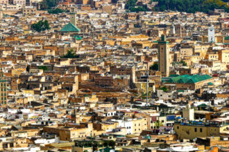 مدينة فاس، مبانٍ سكنية، بنية تحتية، تنمية حضرية