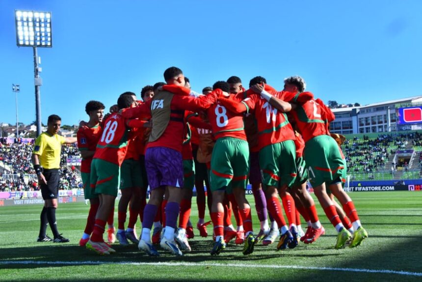 لاعبي المنتخب المغربي لأقل من 20 سنة يحتفلون