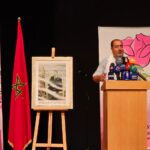 إدريس لشكر يتحدث أمام الميكروفونات في ندوة صحفية