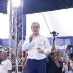محمد شوكي يتحدث في لقاء حزبي
