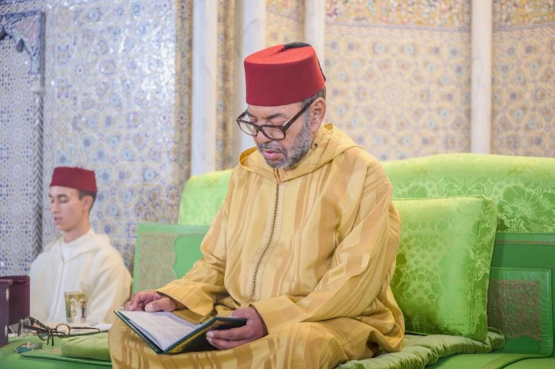 وفد ملكي يقدم هبات لزاوية مغربية